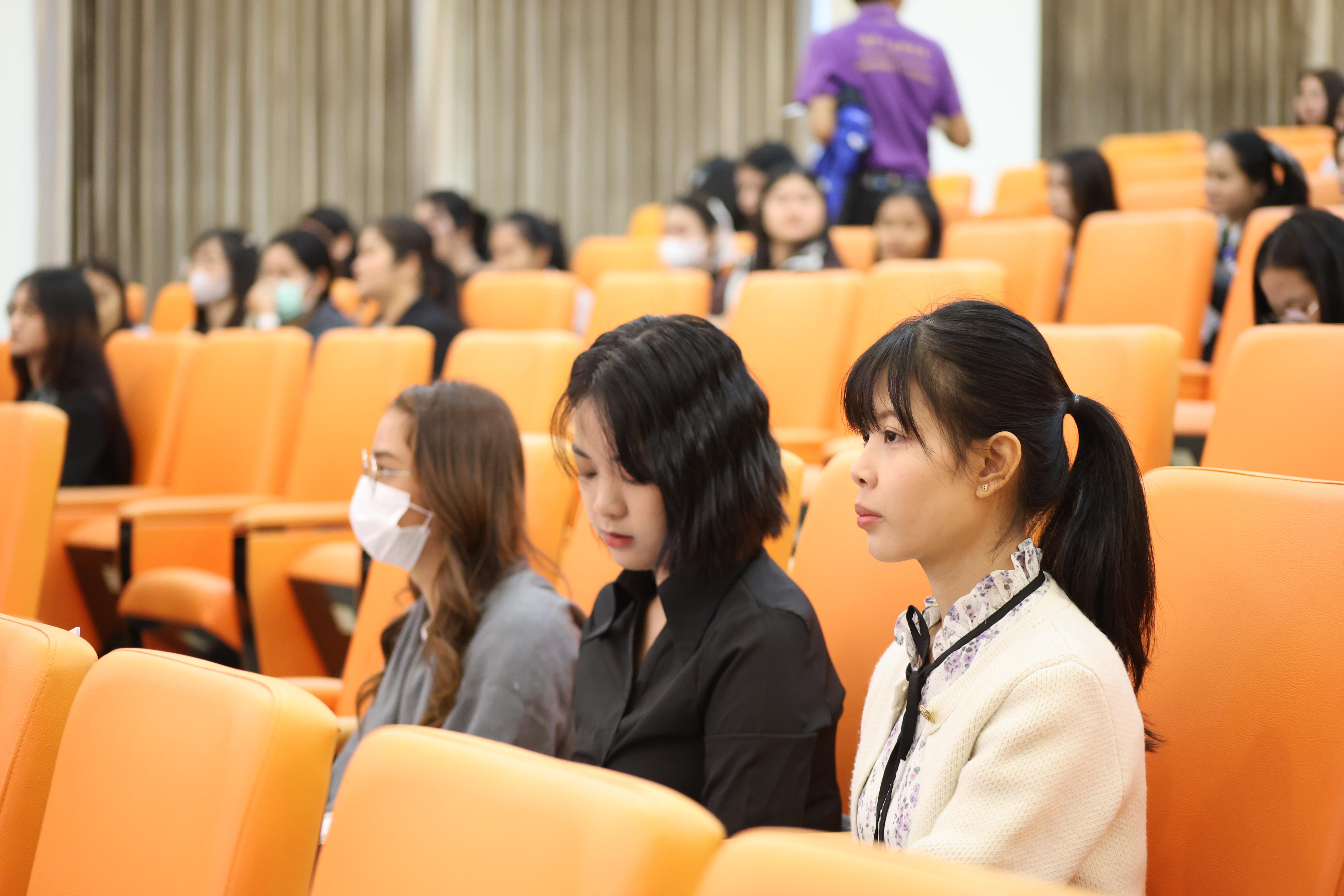 9. กิจกรรมปฐมนิเทศก่อนออกฝึกประสบการณ์วิชาชีพครู นักศึกษาหลักสูตรประกาศนียบัตรบัณฑิต สาขาวิชาชีพครู ประจำปีการศึกษา 2568