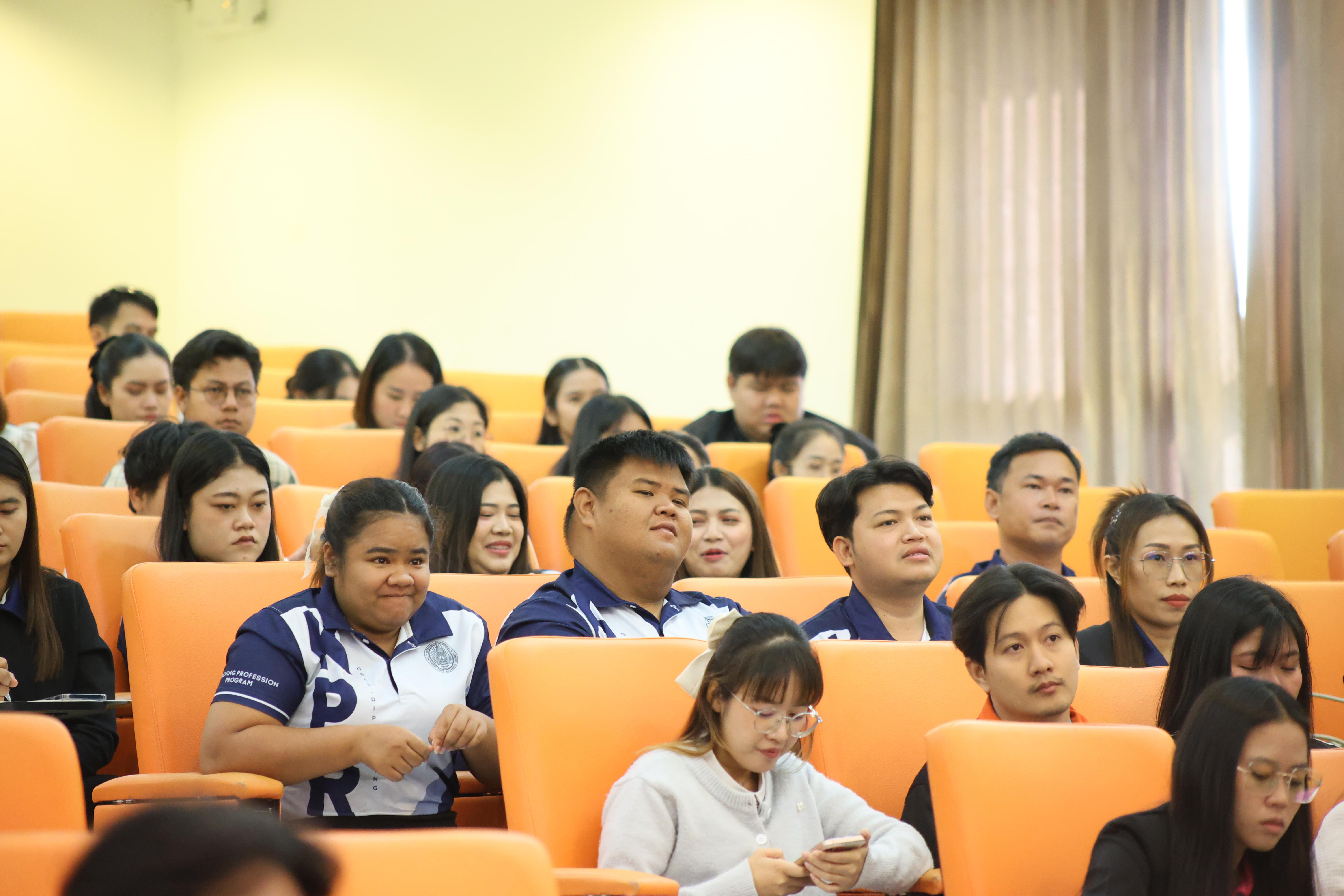 32. กิจกรรมปฐมนิเทศก่อนออกฝึกประสบการณ์วิชาชีพครู นักศึกษาหลักสูตรประกาศนียบัตรบัณฑิต สาขาวิชาชีพครู ประจำปีการศึกษา 2568