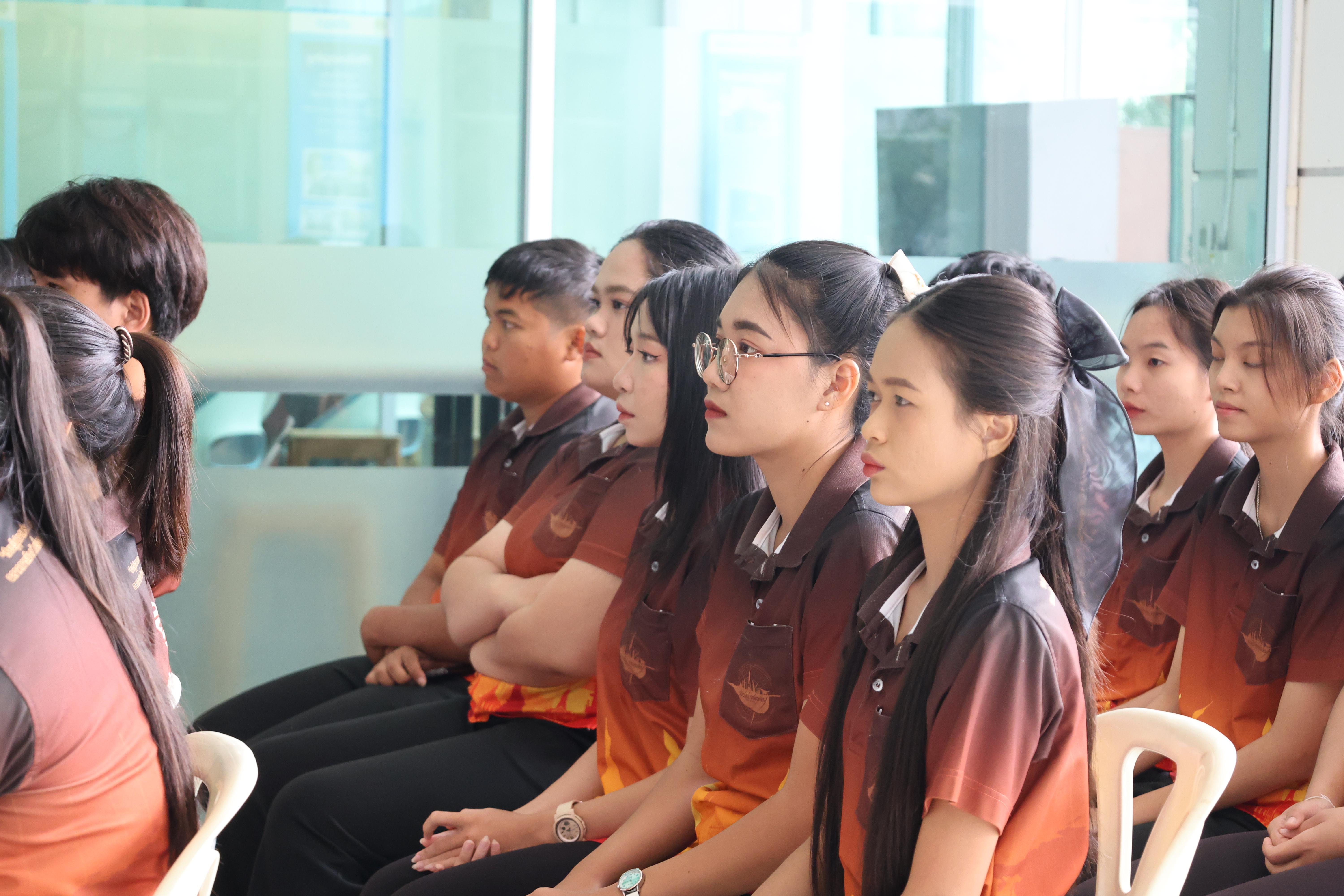 19. การแสดงสื่อของนักศึกษาโปรแกรมสังคมศึกษา ชั้นปีที่ 3