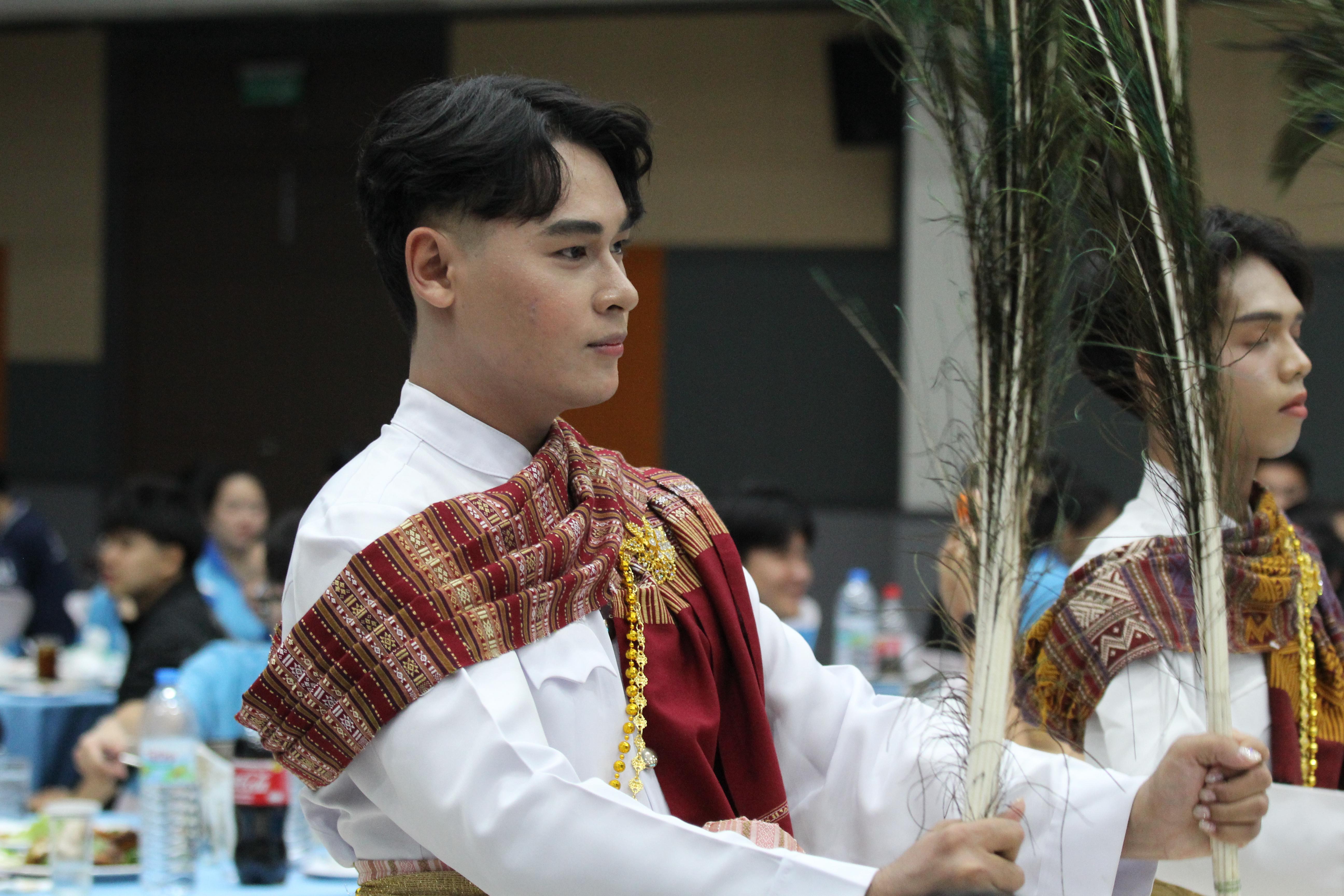 153. พิธีเปิดการแข่งขันทักษะวิชาการวิชาชีพครูและส่งเสริมศิลปวัฒนธรรม ครั้งที่13 มหาวิทยาลัยราชภัฏภาคเหนือ 8 สถาบัน
