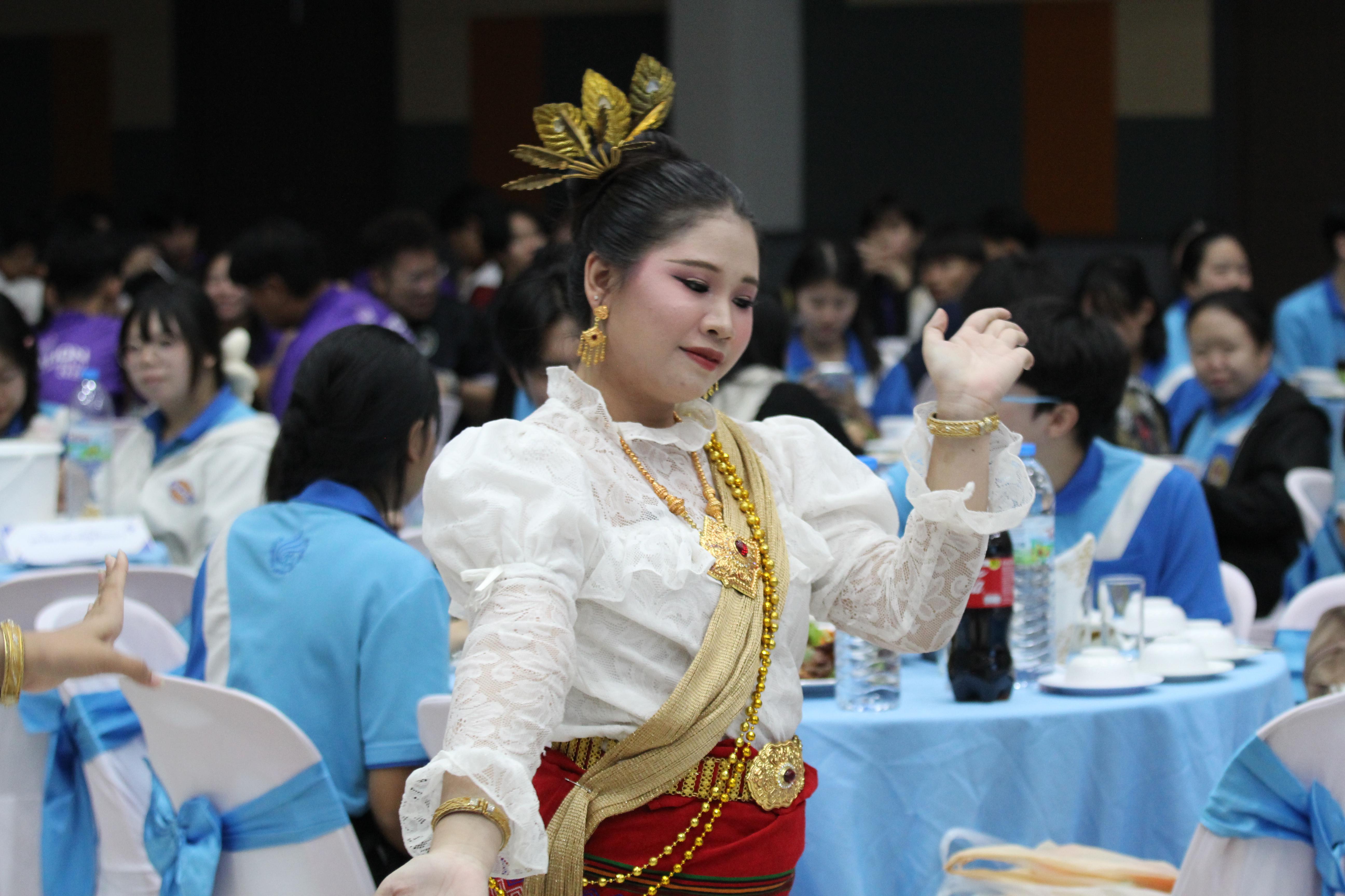 175. พิธีเปิดการแข่งขันทักษะวิชาการวิชาชีพครูและส่งเสริมศิลปวัฒนธรรม ครั้งที่13 มหาวิทยาลัยราชภัฏภาคเหนือ 8 สถาบัน