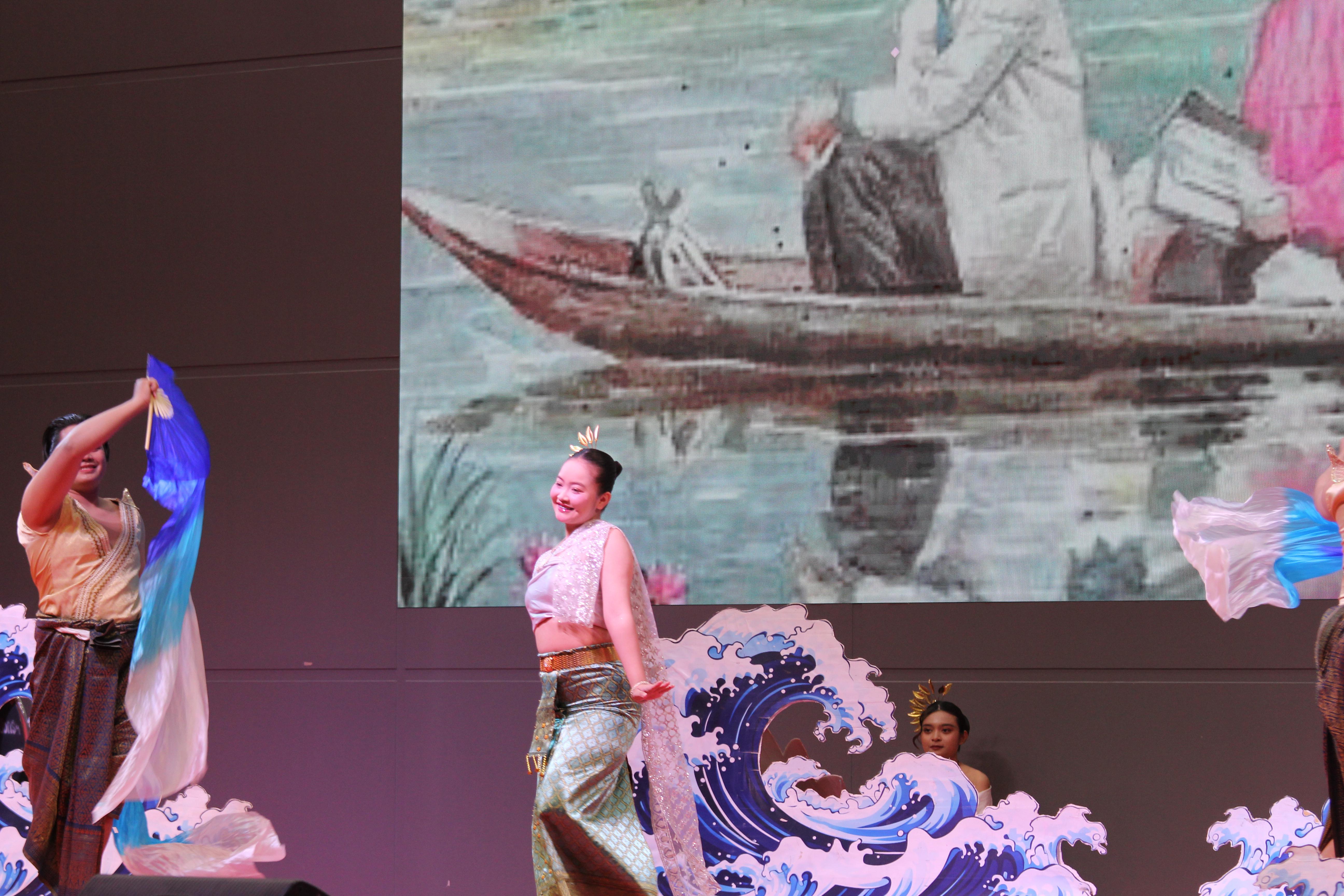 366. พิธีเปิดการแข่งขันทักษะวิชาการวิชาชีพครูและส่งเสริมศิลปวัฒนธรรม ครั้งที่13 มหาวิทยาลัยราชภัฏภาคเหนือ 8 สถาบัน