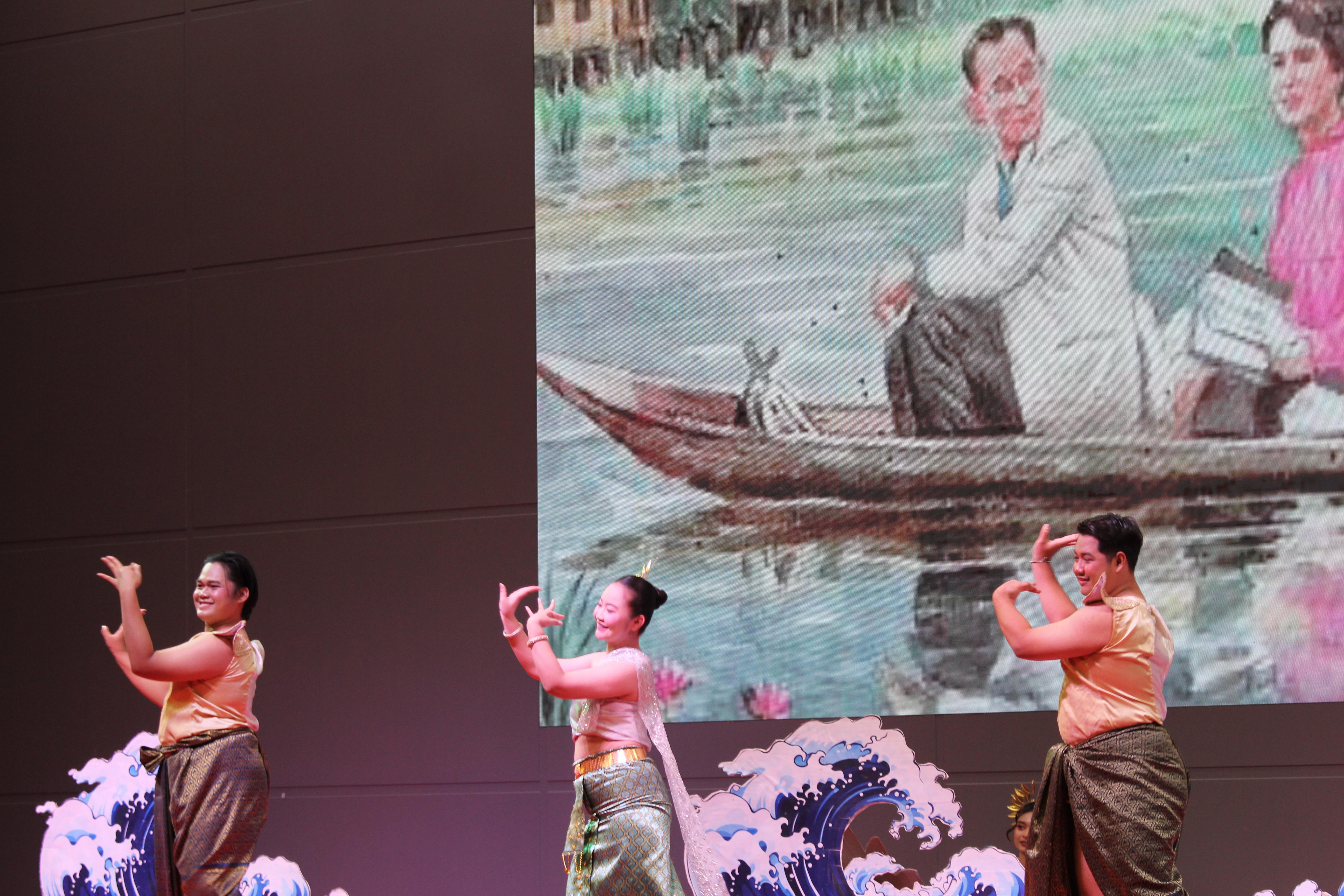 375. พิธีเปิดการแข่งขันทักษะวิชาการวิชาชีพครูและส่งเสริมศิลปวัฒนธรรม ครั้งที่13 มหาวิทยาลัยราชภัฏภาคเหนือ 8 สถาบัน