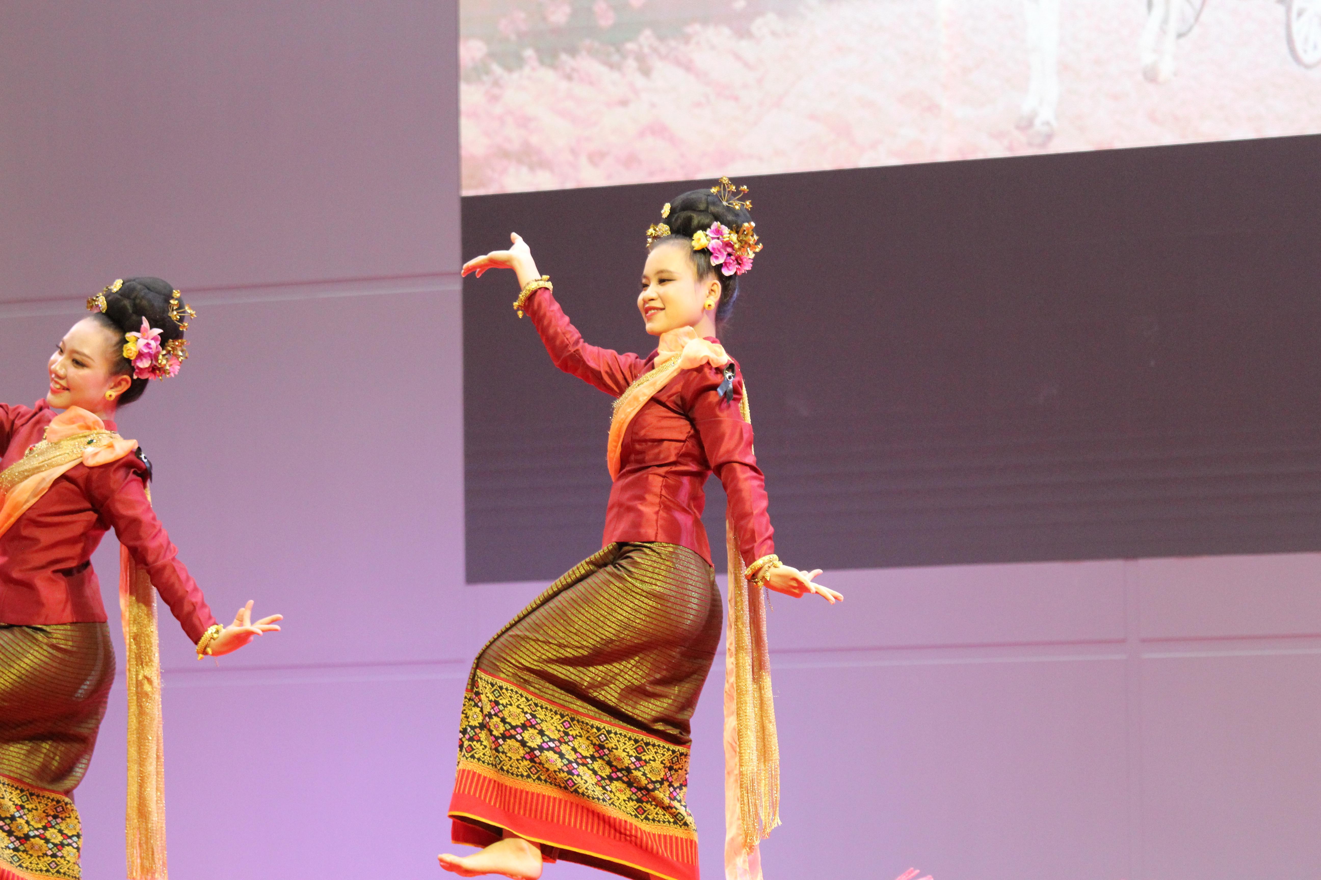 415. พิธีเปิดการแข่งขันทักษะวิชาการวิชาชีพครูและส่งเสริมศิลปวัฒนธรรม ครั้งที่13 มหาวิทยาลัยราชภัฏภาคเหนือ 8 สถาบัน