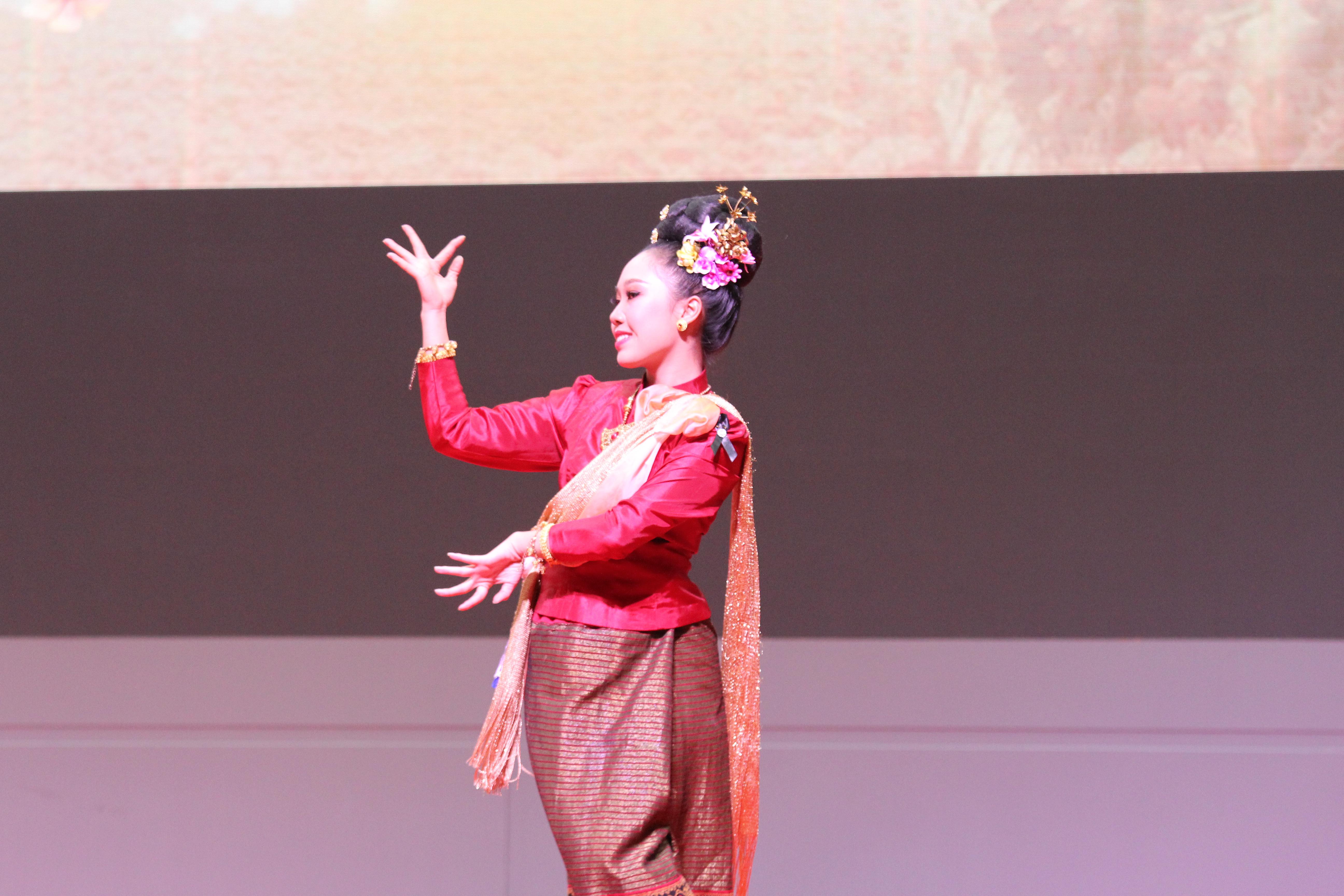 416. พิธีเปิดการแข่งขันทักษะวิชาการวิชาชีพครูและส่งเสริมศิลปวัฒนธรรม ครั้งที่13 มหาวิทยาลัยราชภัฏภาคเหนือ 8 สถาบัน