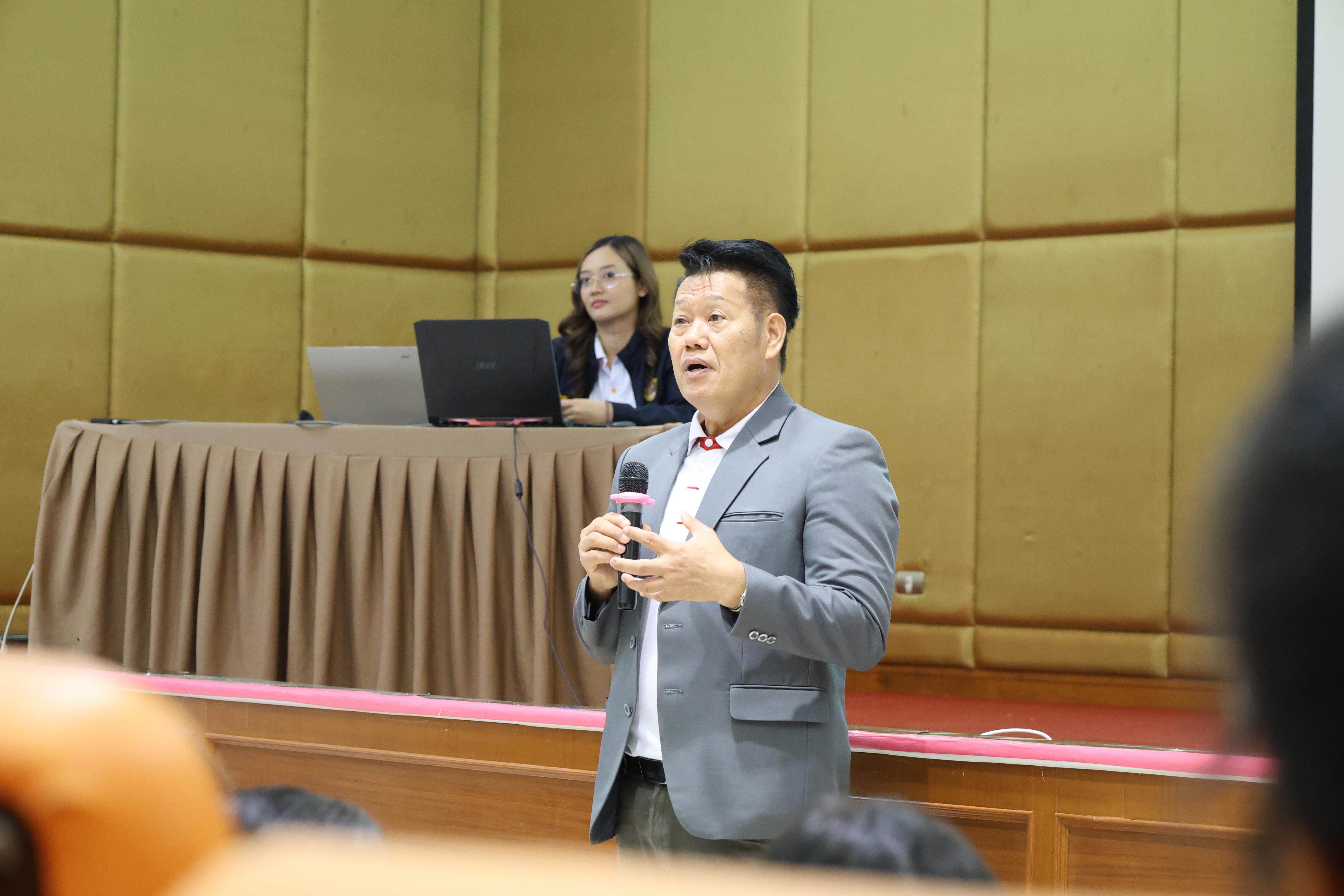 44. การปฐมนิเทศนักศึกษาใหม่ หลักสูตรประกาศนียบัตรบัณฑิตสาขาวิชาชีพครู ประจำปีการศึกษา2569