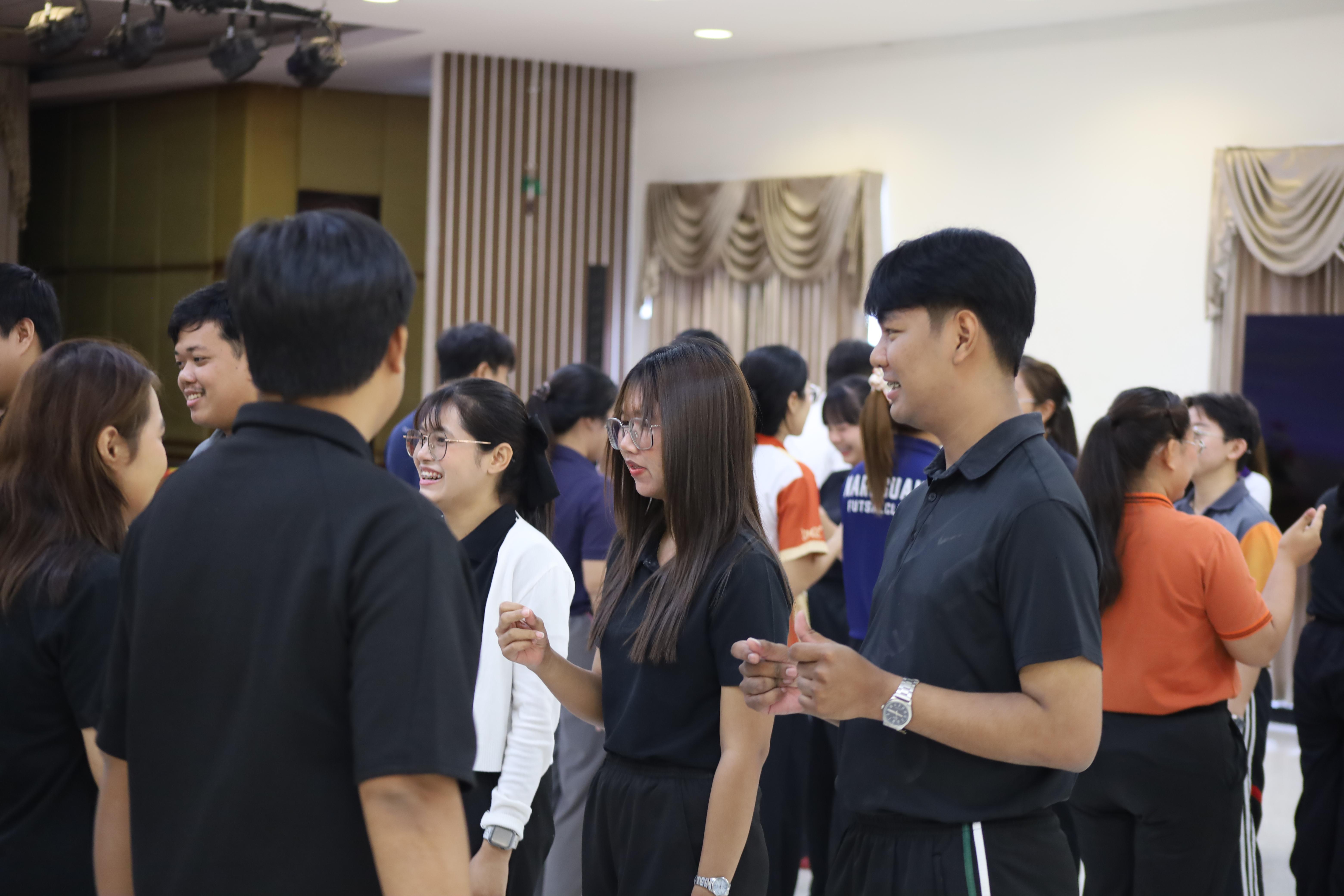 19. กิจกรรมส่งเสริมคุณลักษณะครูด้วยแนวคิดจิตตปัสน์