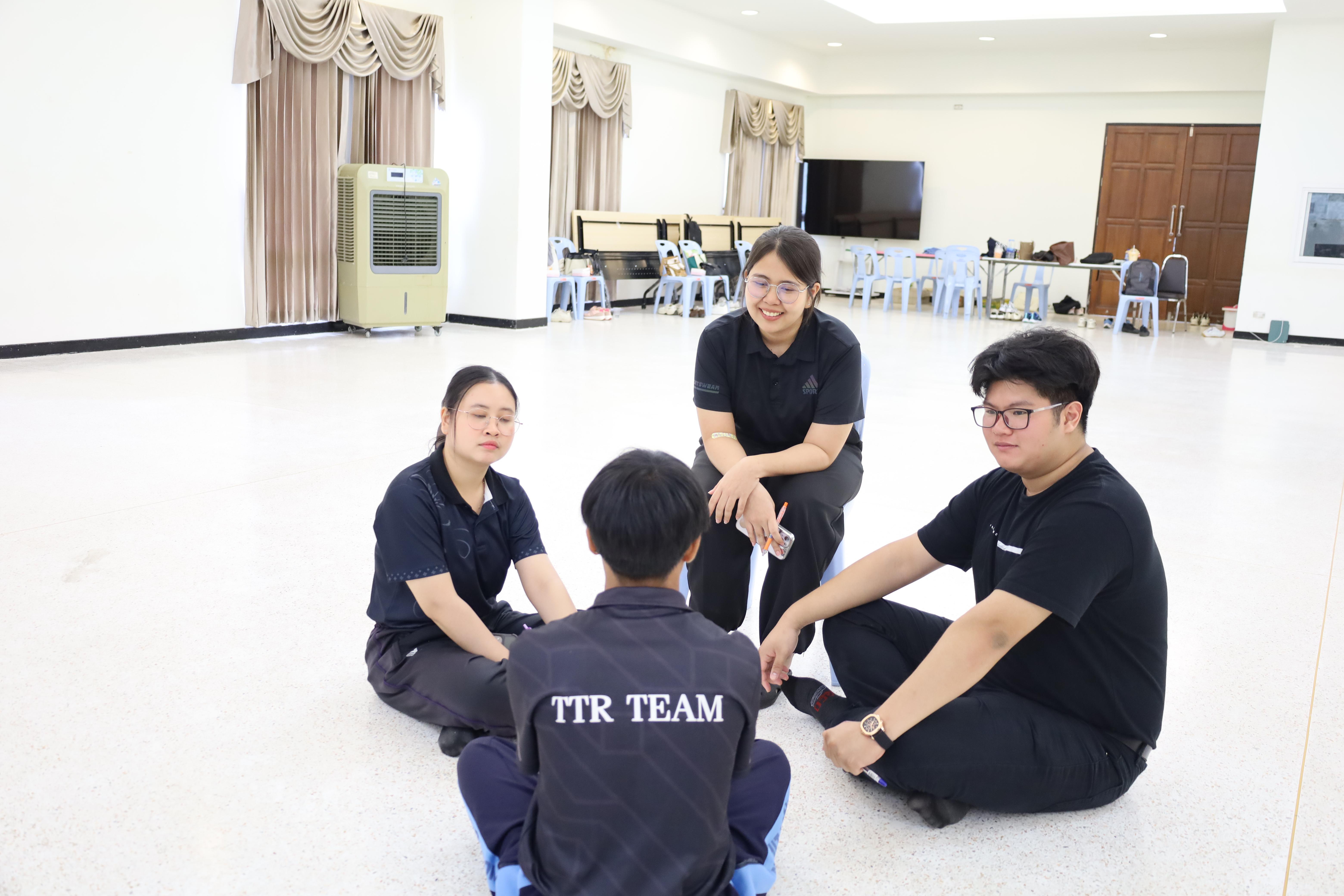 99. กิจกรรมส่งเสริมคุณลักษณะครูด้วยแนวคิดจิตตปัสน์