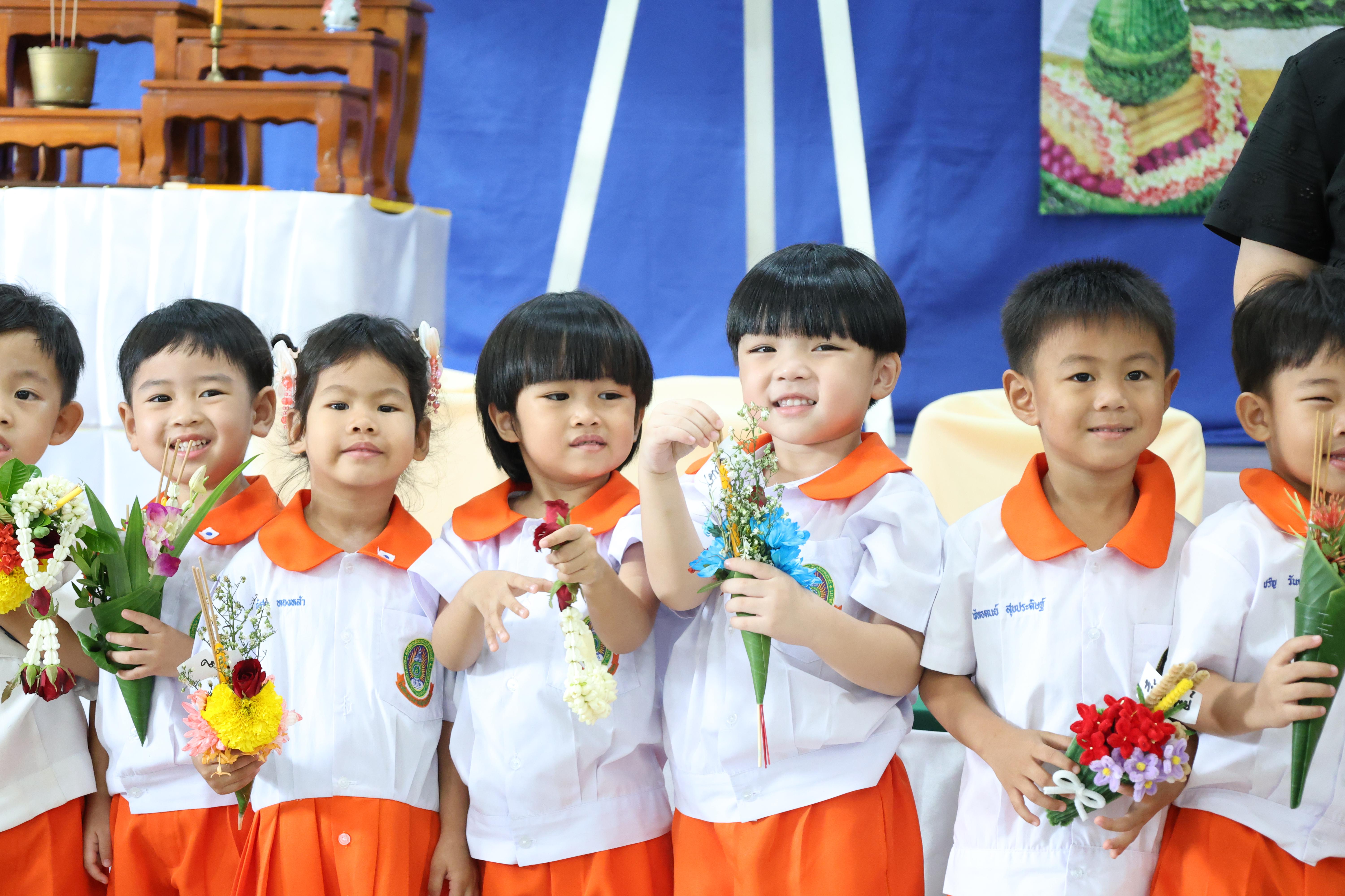 35. พิธีไหว้ครูโรงเรียนอนุบาลราชภัฏกำแพงเพชร