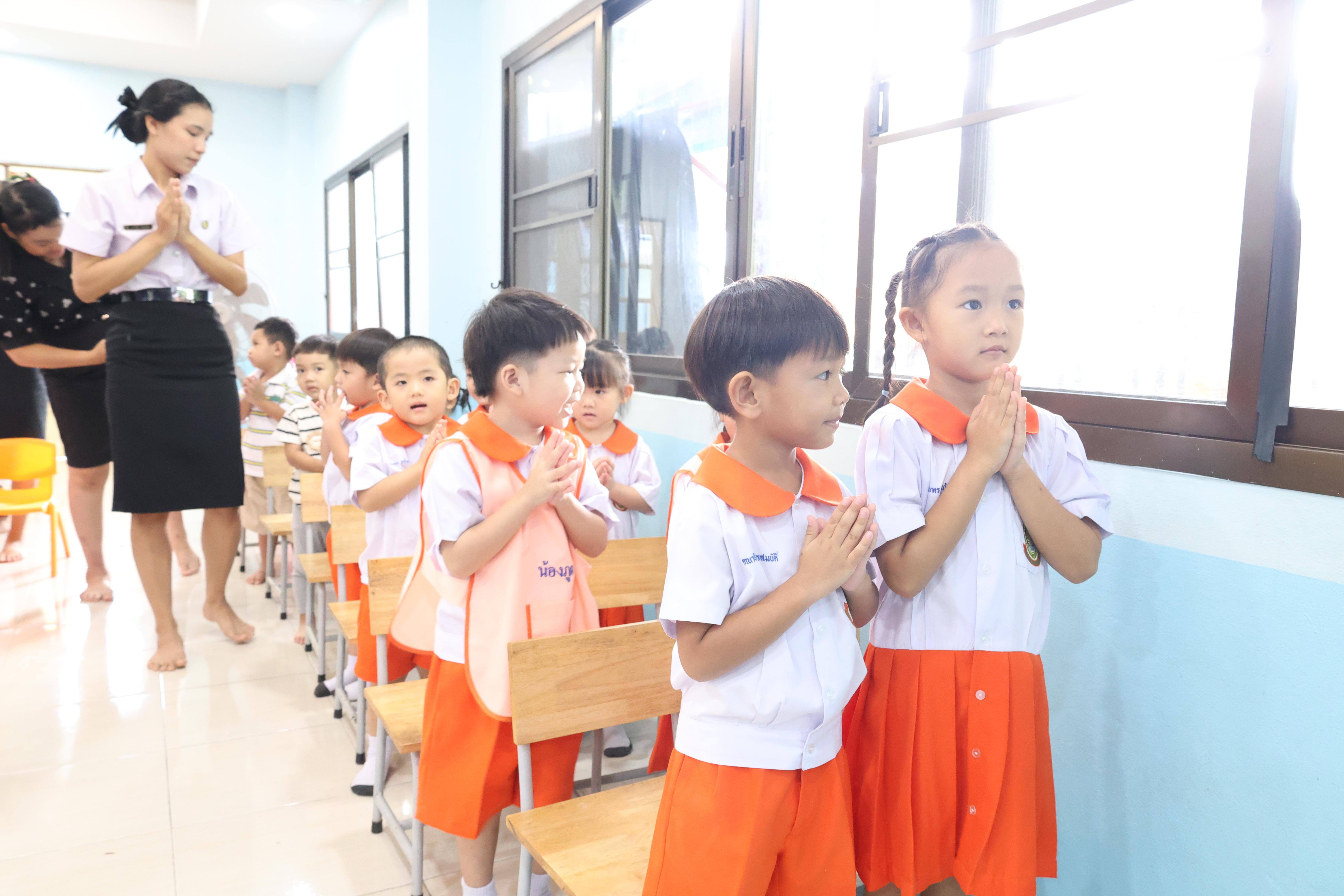 89. พิธีไหว้ครูโรงเรียนอนุบาลราชภัฏกำแพงเพชร