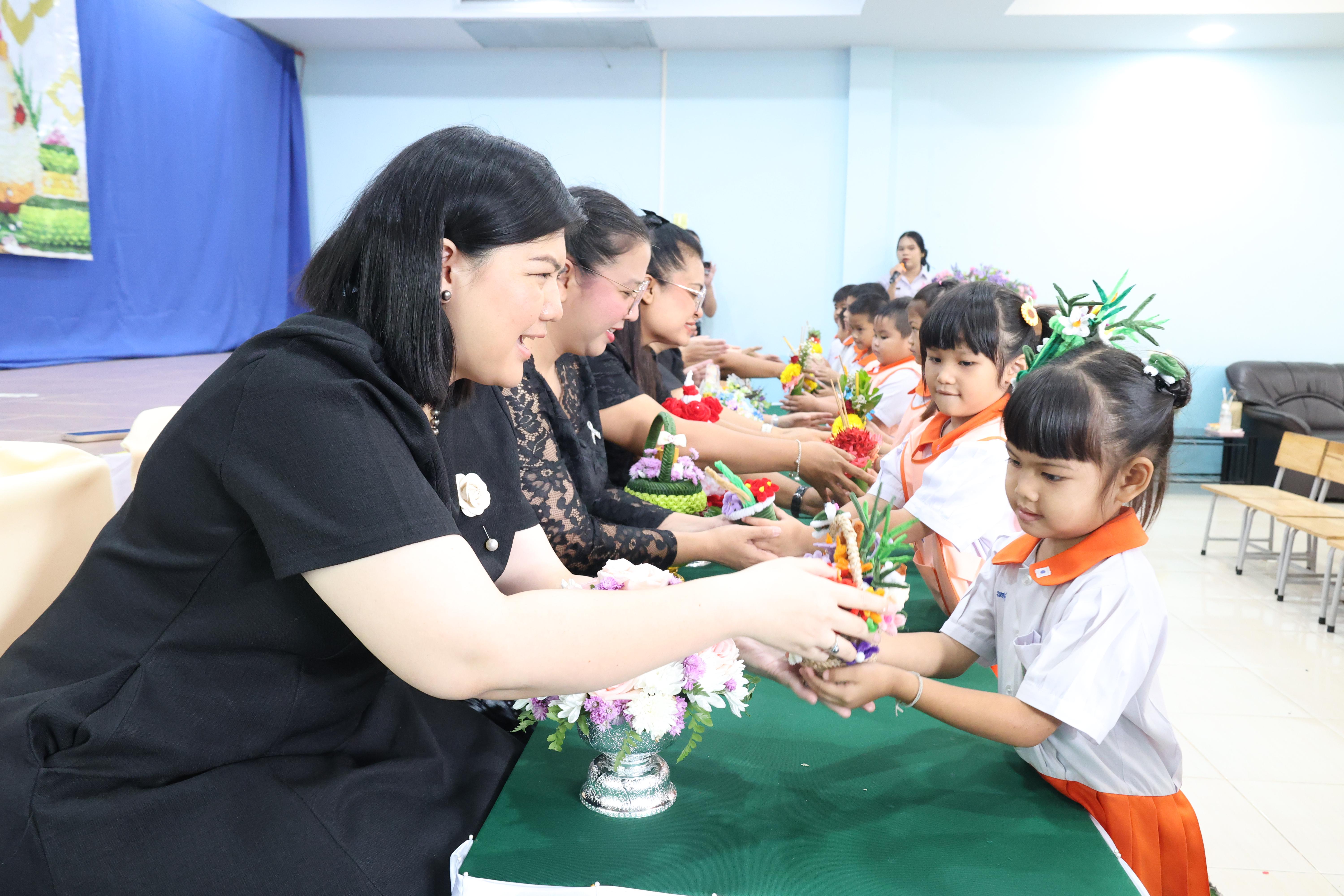 122. พิธีไหว้ครูโรงเรียนอนุบาลราชภัฏกำแพงเพชร