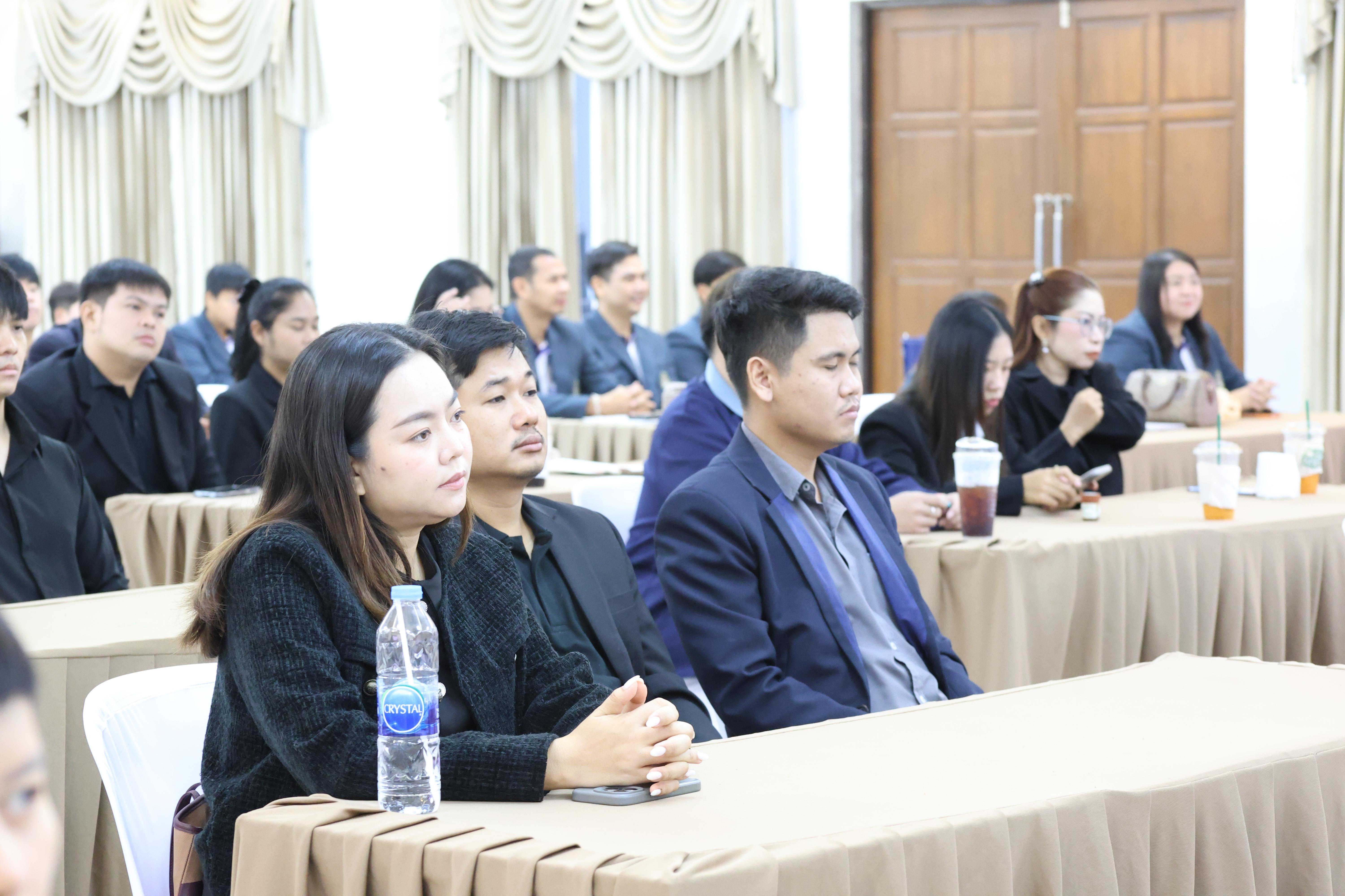 27. กิจกรรมสานสัมพันธ์สู่ขวัญน้อง-พี่ ตามวิถีวัฒนธรรมกัลยาณมิตรของนักศึกษาระดับบัณฑิตศึกษา สาขาวิชาบริหารการศึกษา ประจำปีการศึกษา2569