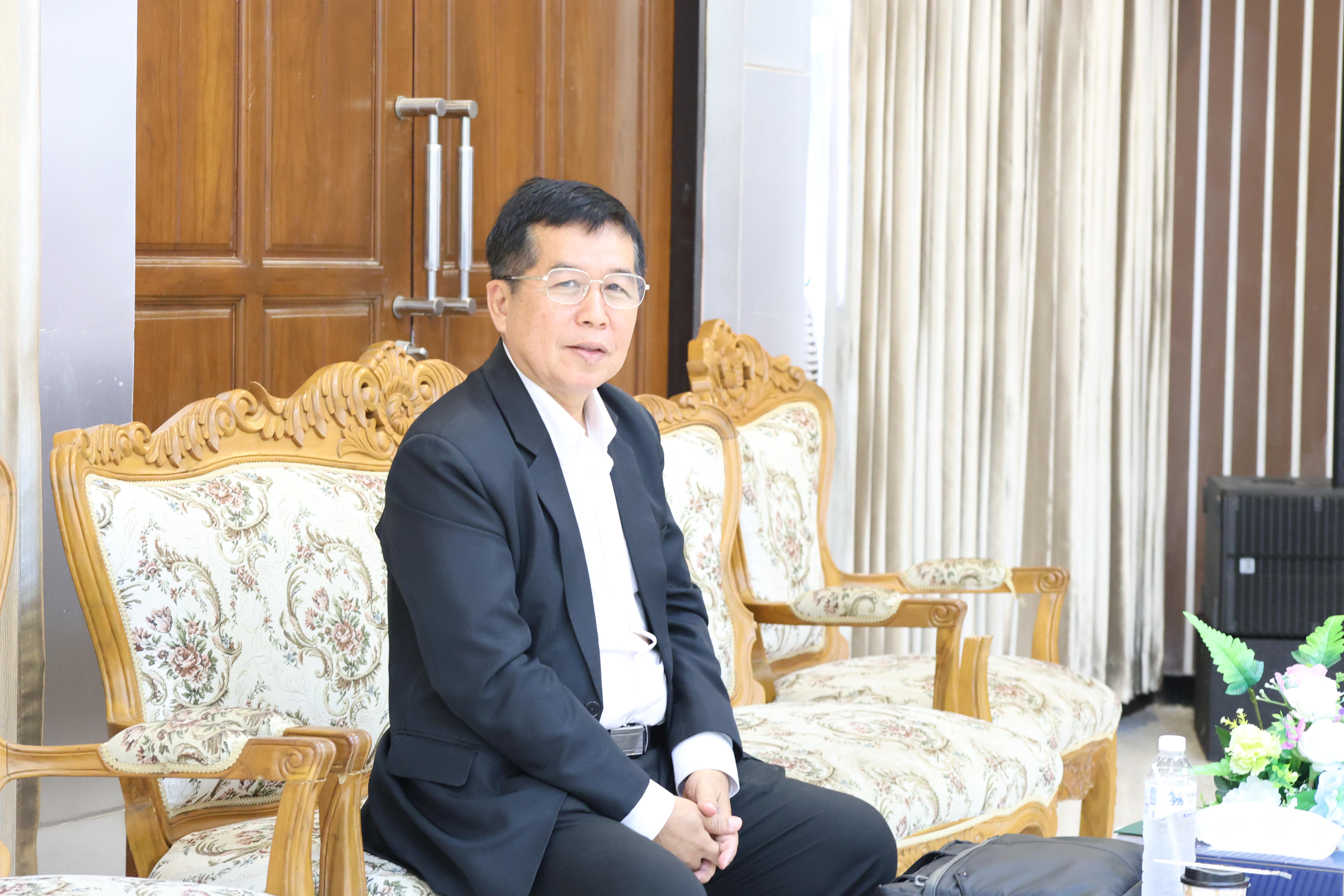 32. กิจกรรมสานสัมพันธ์สู่ขวัญน้อง-พี่ ตามวิถีวัฒนธรรมกัลยาณมิตรของนักศึกษาระดับบัณฑิตศึกษา สาขาวิชาบริหารการศึกษา ประจำปีการศึกษา2569