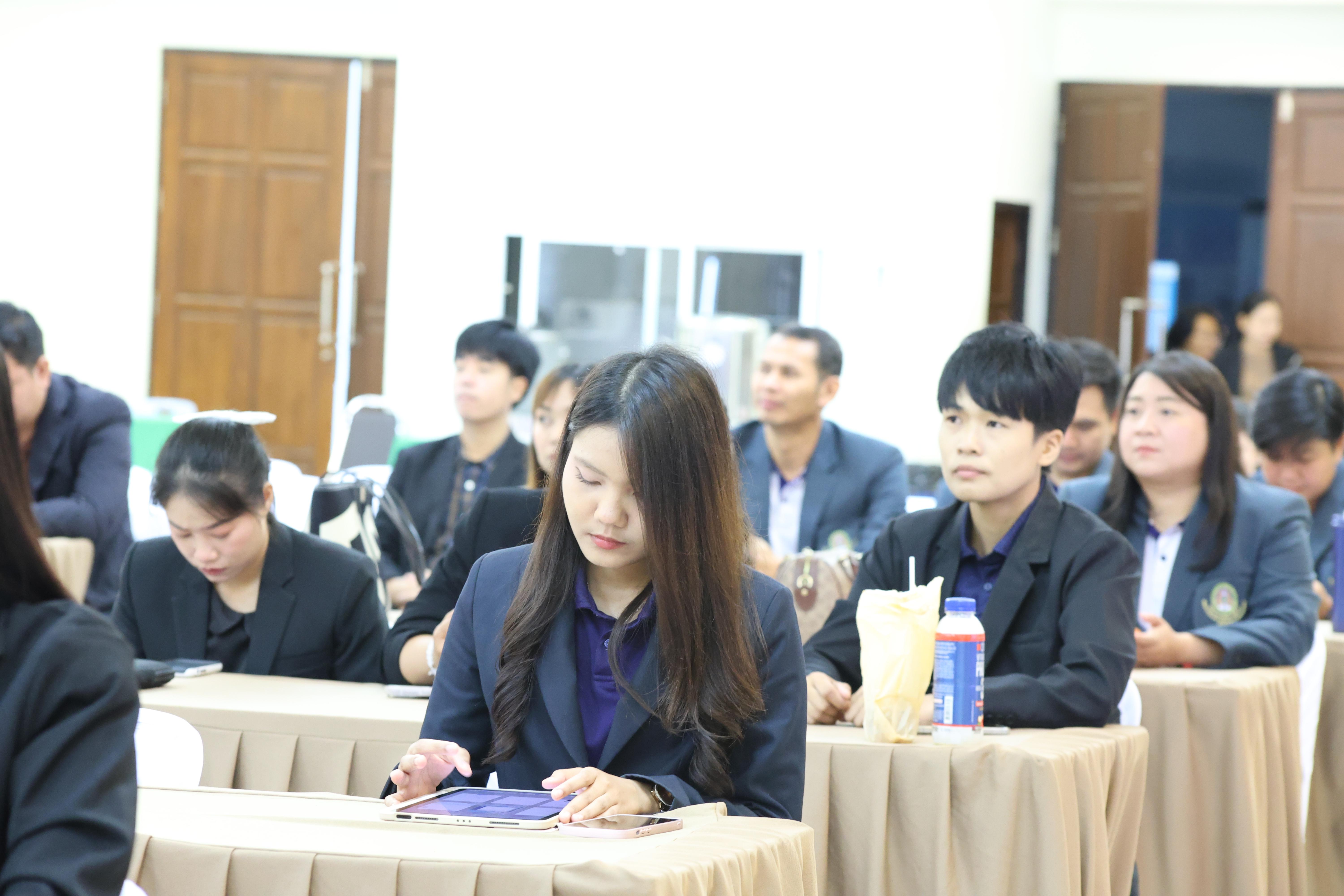 35. กิจกรรมสานสัมพันธ์สู่ขวัญน้อง-พี่ ตามวิถีวัฒนธรรมกัลยาณมิตรของนักศึกษาระดับบัณฑิตศึกษา สาขาวิชาบริหารการศึกษา ประจำปีการศึกษา2569