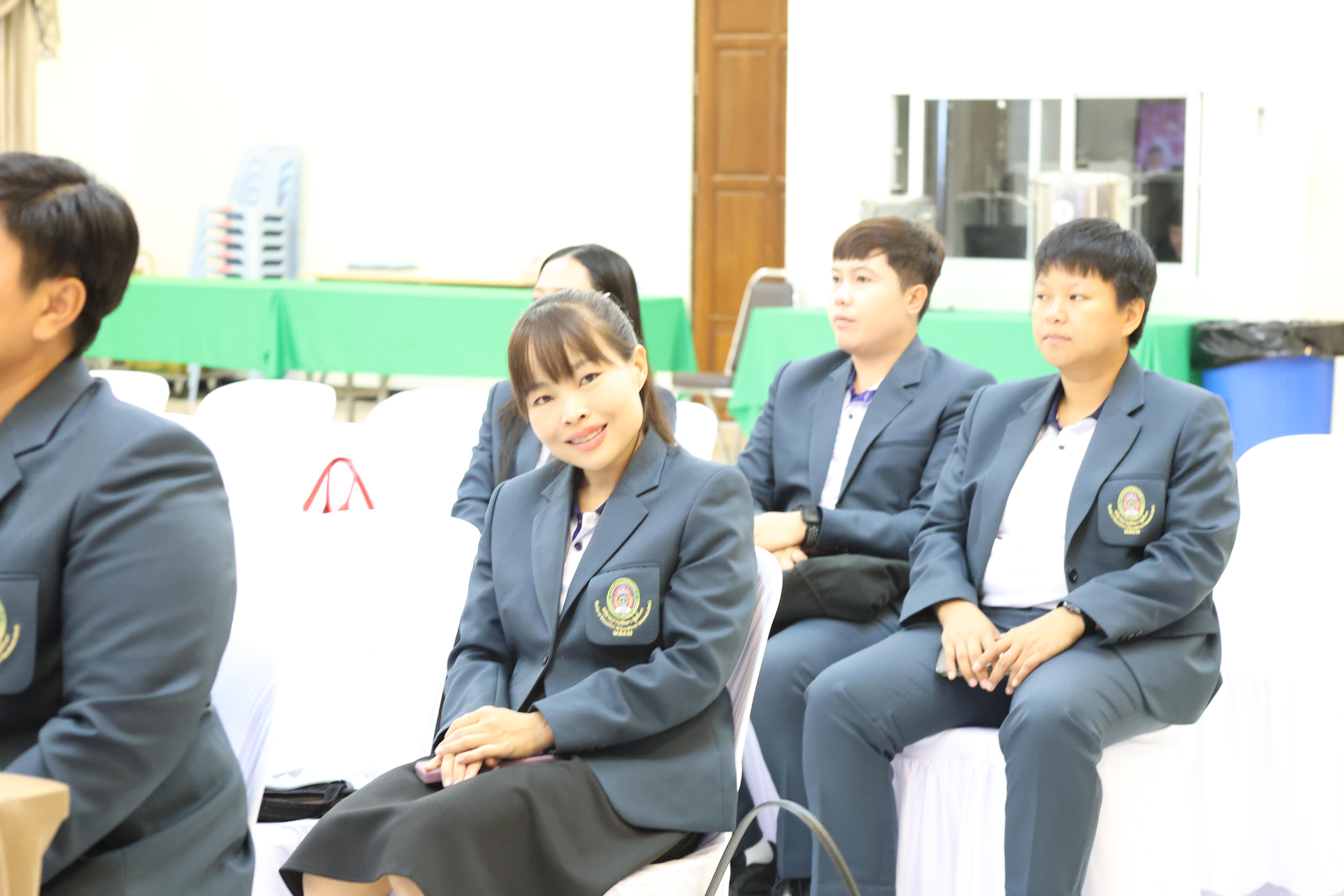 42. กิจกรรมสานสัมพันธ์สู่ขวัญน้อง-พี่ ตามวิถีวัฒนธรรมกัลยาณมิตรของนักศึกษาระดับบัณฑิตศึกษา สาขาวิชาบริหารการศึกษา ประจำปีการศึกษา2569