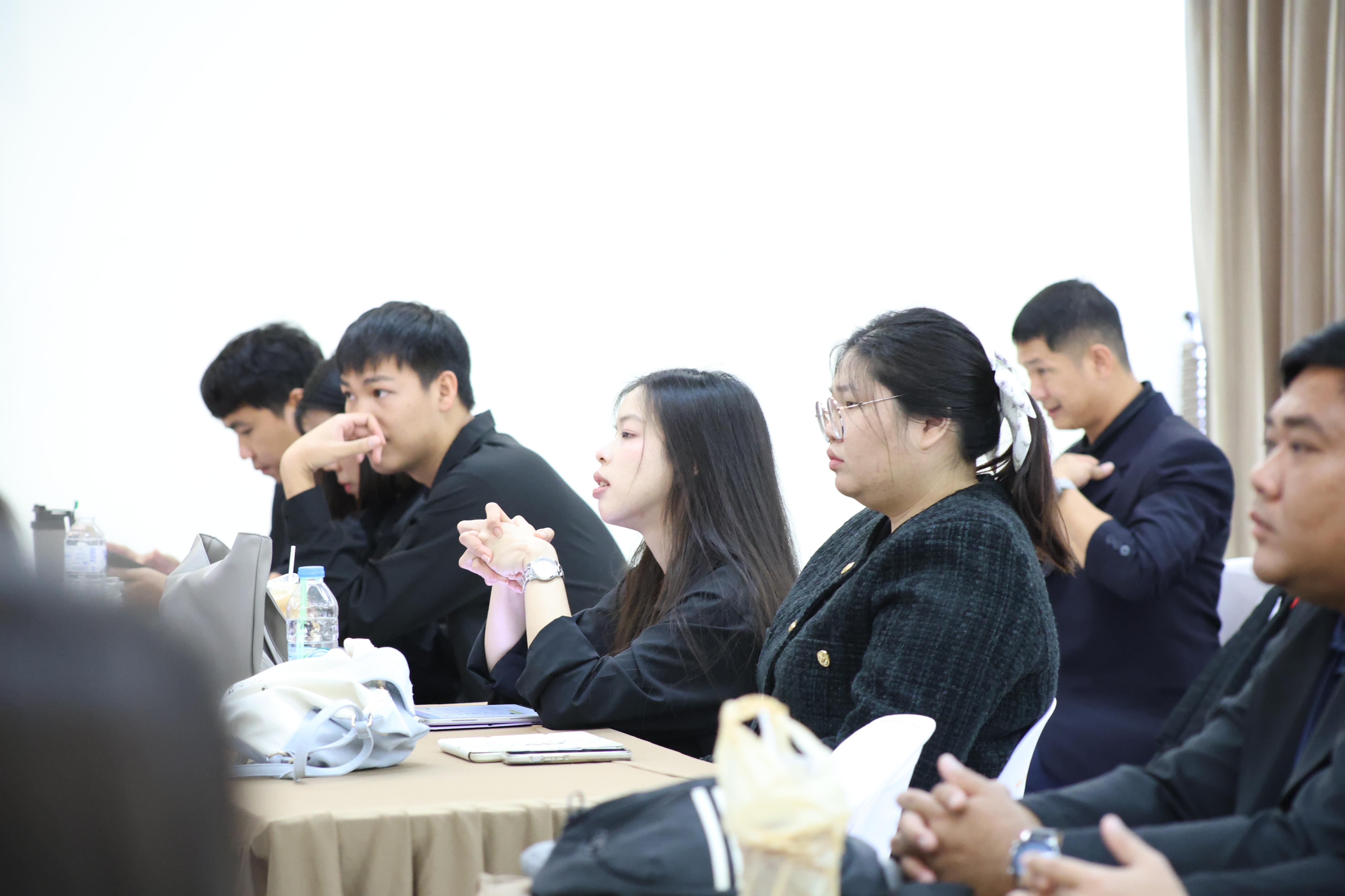 43. กิจกรรมสานสัมพันธ์สู่ขวัญน้อง-พี่ ตามวิถีวัฒนธรรมกัลยาณมิตรของนักศึกษาระดับบัณฑิตศึกษา สาขาวิชาบริหารการศึกษา ประจำปีการศึกษา2569