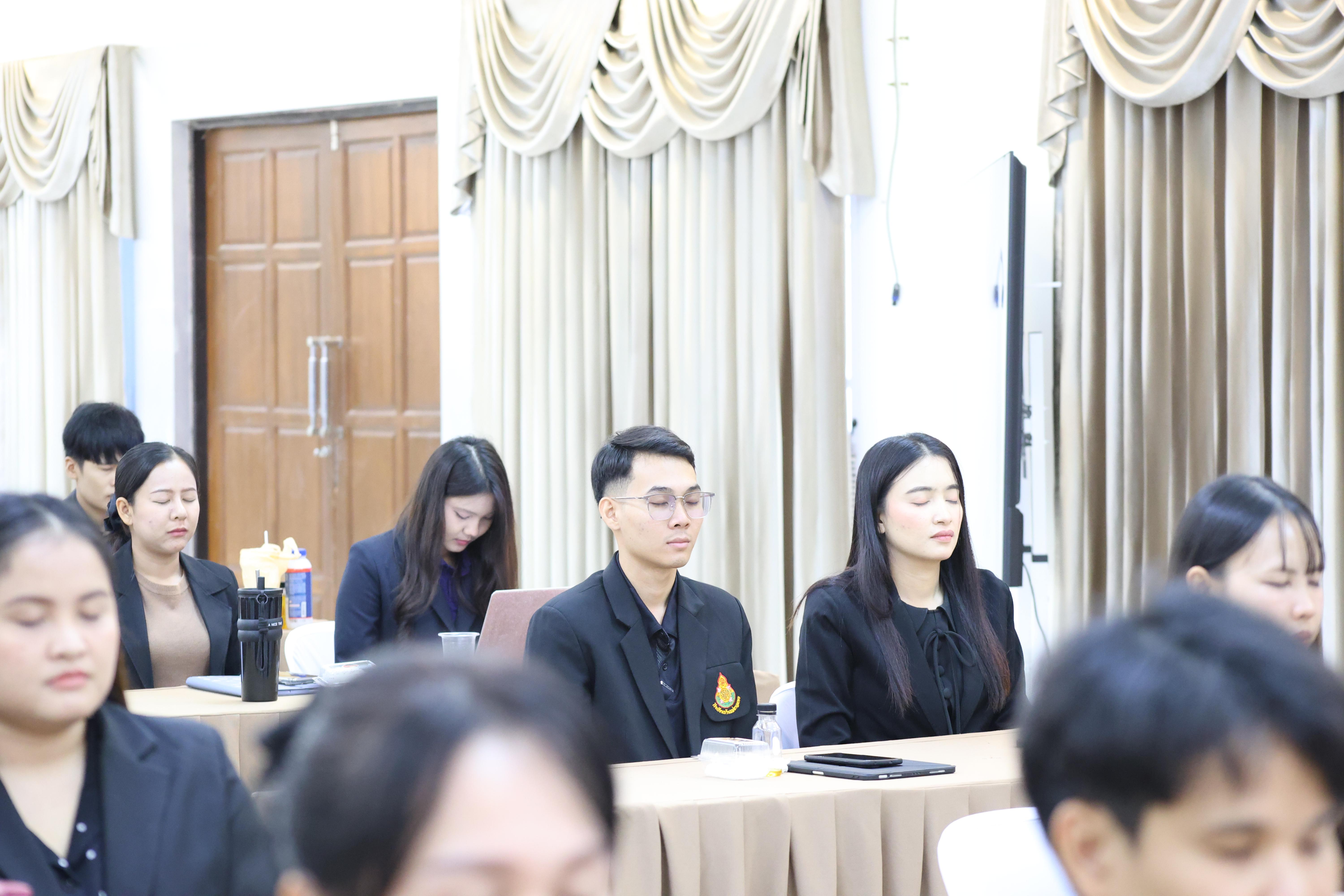 120. กิจกรรมสานสัมพันธ์สู่ขวัญน้อง-พี่ ตามวิถีวัฒนธรรมกัลยาณมิตรของนักศึกษาระดับบัณฑิตศึกษา สาขาวิชาบริหารการศึกษา ประจำปีการศึกษา2569