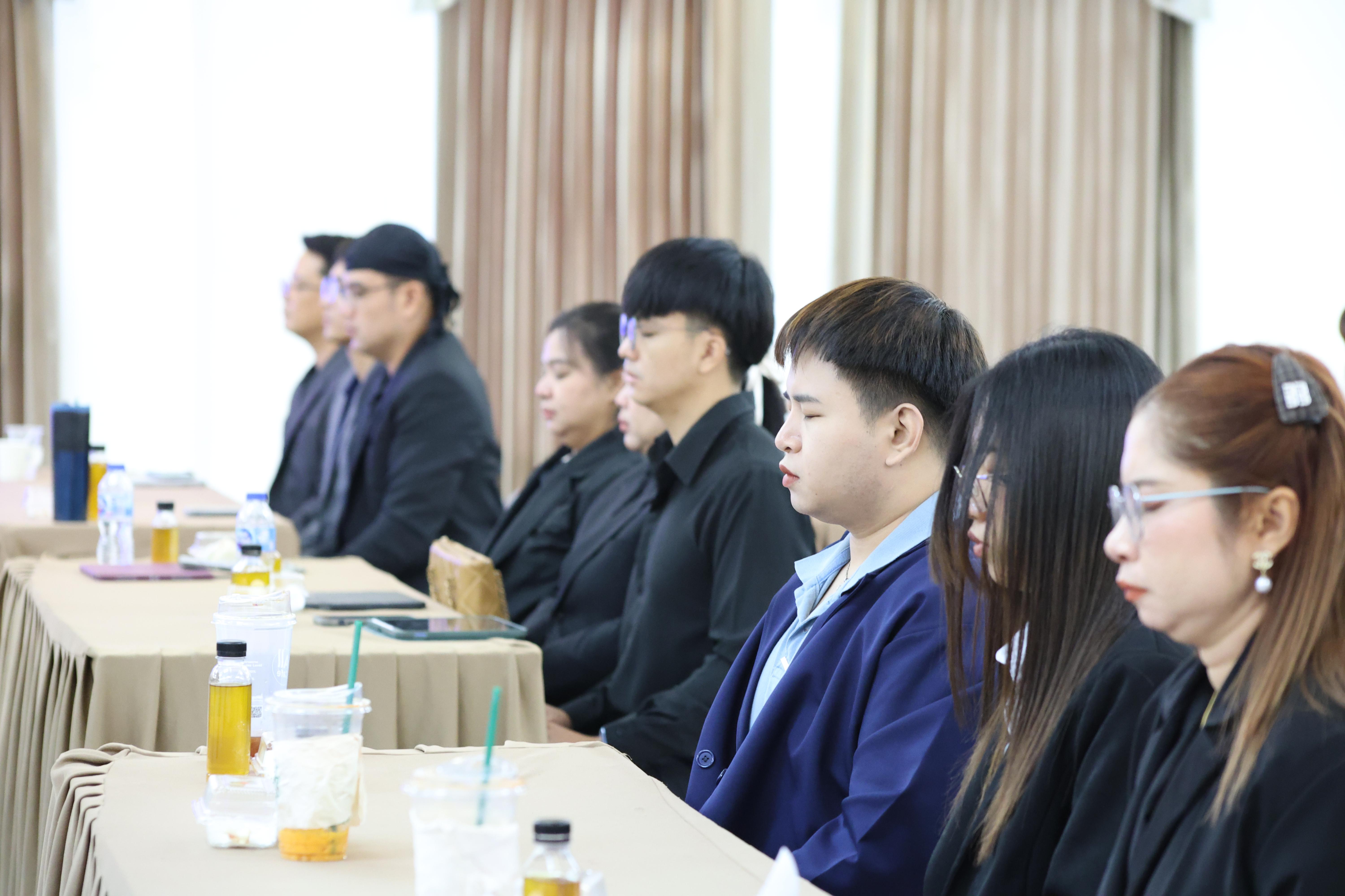 124. กิจกรรมสานสัมพันธ์สู่ขวัญน้อง-พี่ ตามวิถีวัฒนธรรมกัลยาณมิตรของนักศึกษาระดับบัณฑิตศึกษา สาขาวิชาบริหารการศึกษา ประจำปีการศึกษา2569