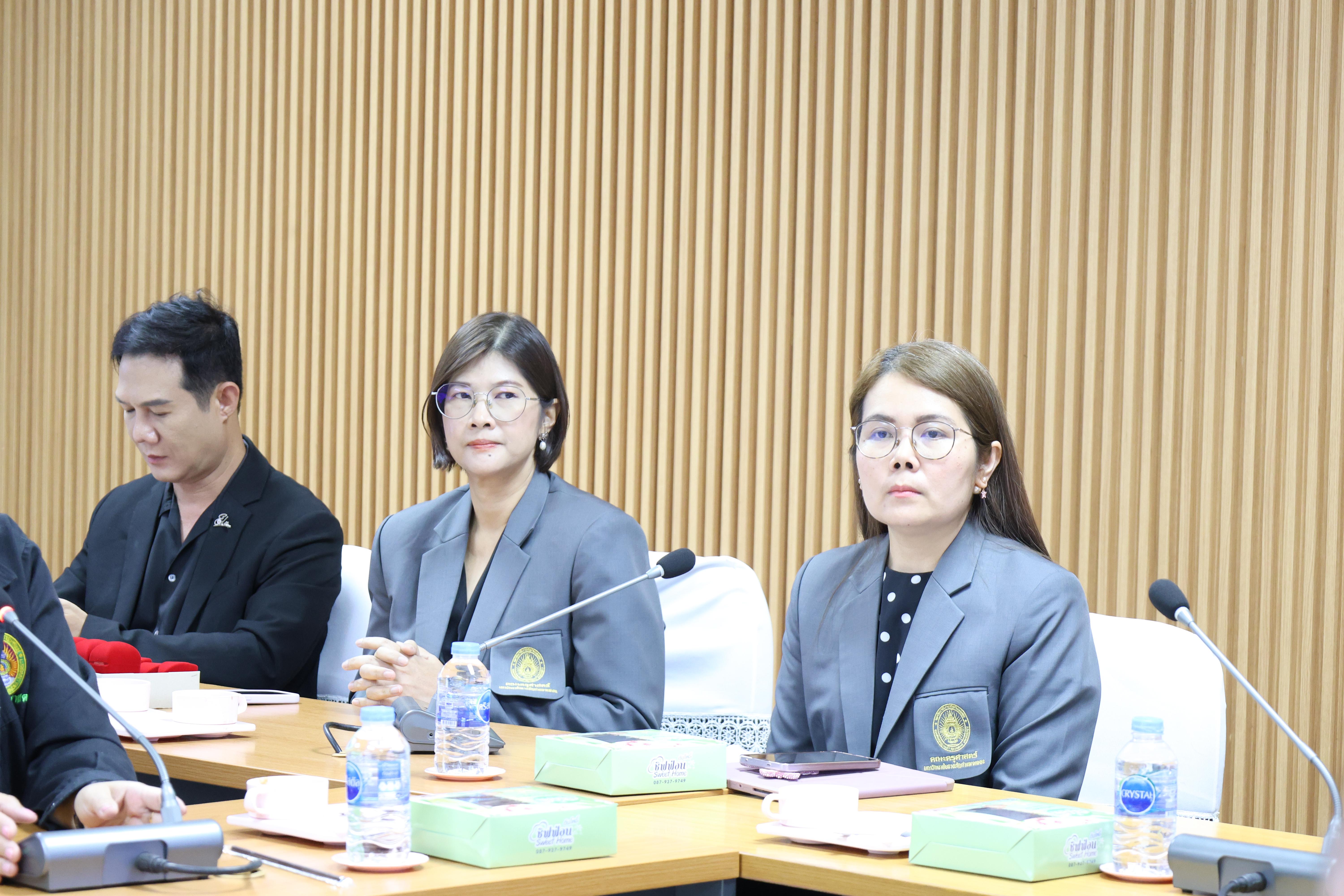 56. ต้อนรับคณะศึกษาดูงานจากมหาวิทยาลัยราชภัฏราชนครินทร์